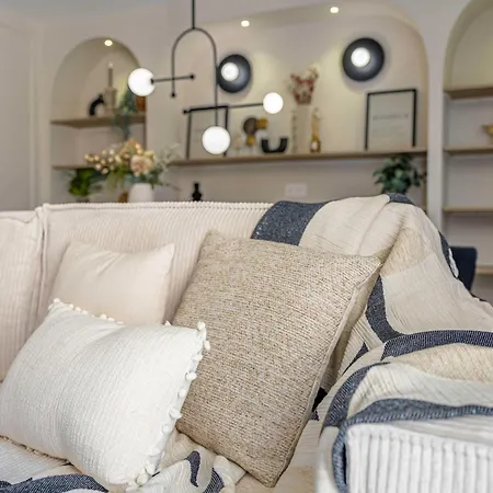 Apartman Haussmann - South-facing Balcony 2br 4p Cannes