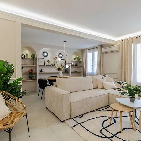 דירה Haussmann - South-facing Balcony 2br 4p